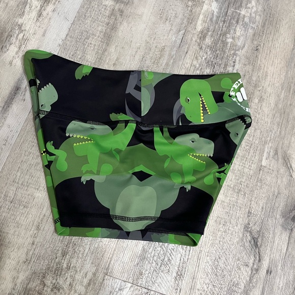 Feed Me Fight Me “T-Rex” limited edition short ❤️😊❤️😊 - Picture 5 of 5
